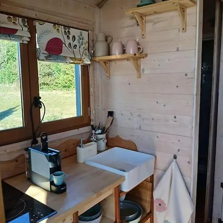 Ferienhaus Roulotte Du Touton Preignan